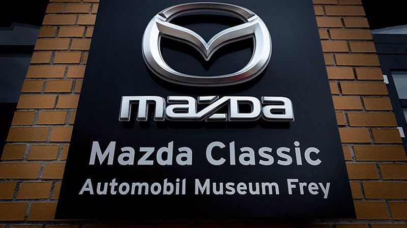 Historische Mazda Modelle aus nächster Nähe kennenlernen